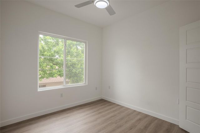 12500 Lamppost LN 16, Austin, TX 78727