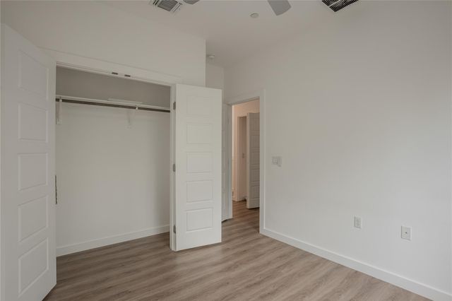 12500 Lamppost LN 16, Austin, TX 78727