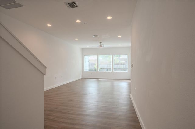 12500 Lamppost LN 16, Austin, TX 78727