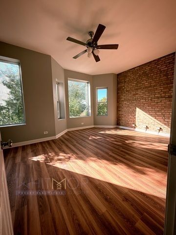 1108 E Marquette Road 207, Chicago, IL 60637
