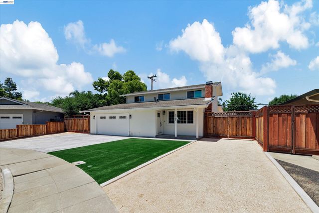 5169 Lillian Ct, Livermore, CA 94550