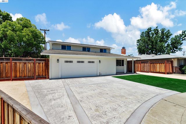 5169 Lillian Ct, Livermore, CA 94550