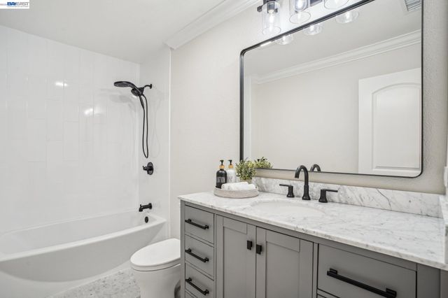 5169 Lillian Ct, Livermore, CA 94550