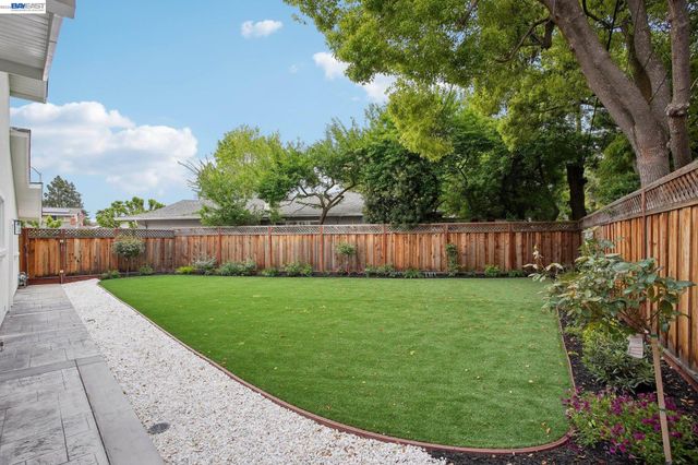 5169 Lillian Ct, Livermore, CA 94550