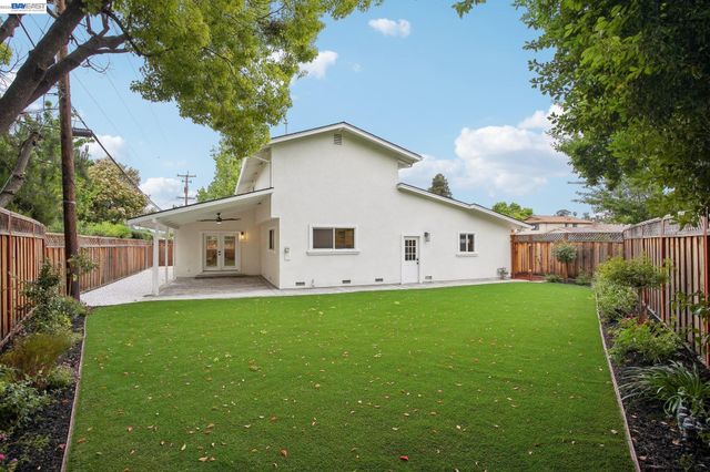 5169 Lillian Ct, Livermore, CA 94550