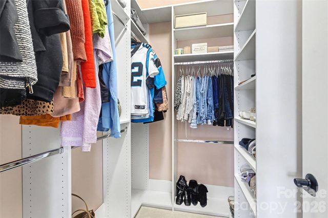 2810 Selwyn Avenue 114, Charlotte, NC 28209