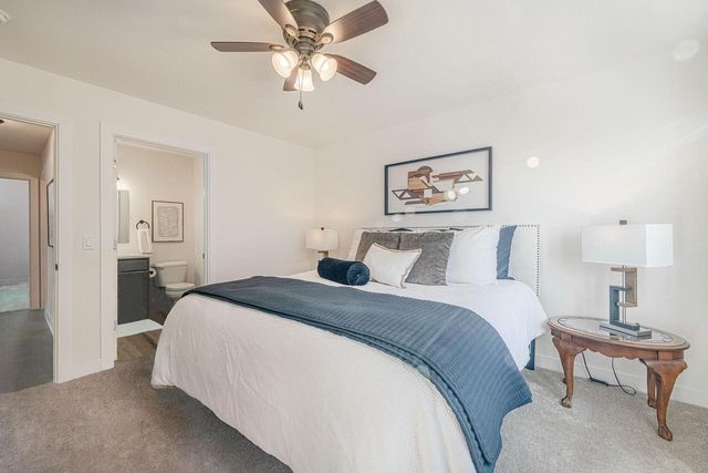 912 OREGON PARKS Avenue, Oregon, WI 53575