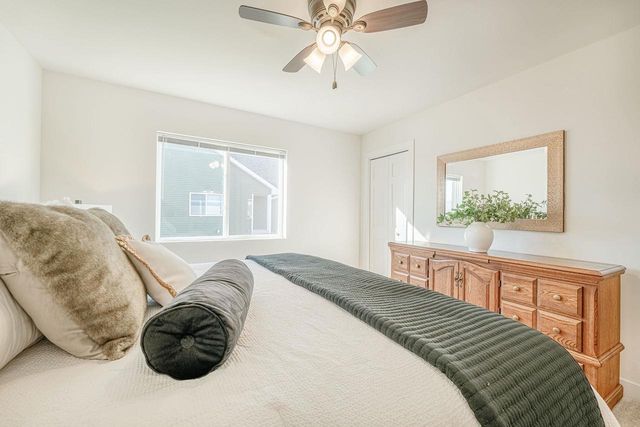 912 OREGON PARKS Avenue, Oregon, WI 53575