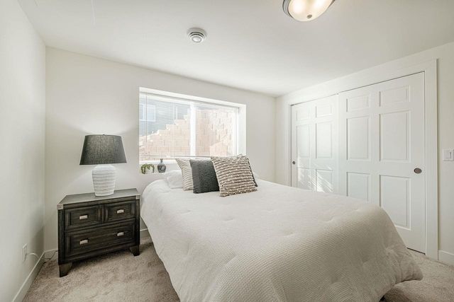 912 OREGON PARKS Avenue, Oregon, WI 53575