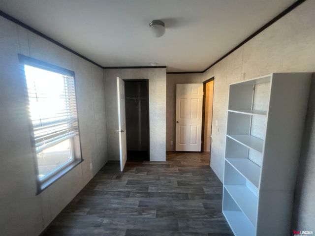 205 W Treehaven Drive, Lincoln, NE 68521