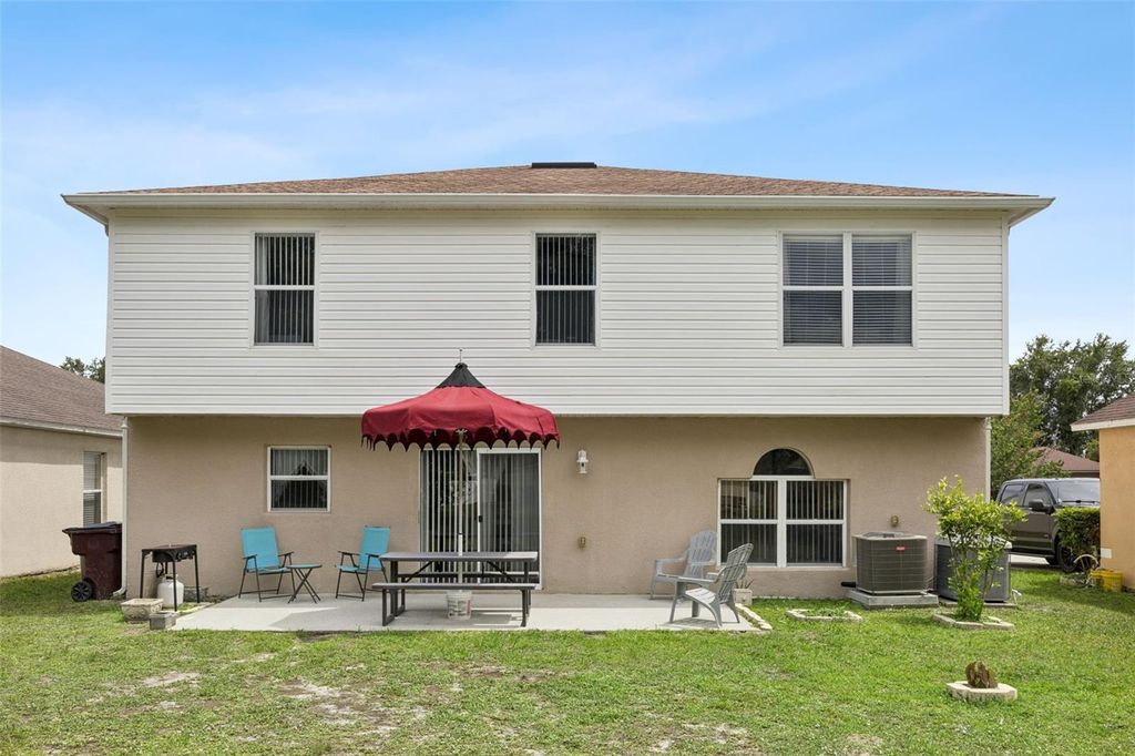 Image 23 of property listing at 670 BROWN BEAR COURT, St Cloud, FL 34772