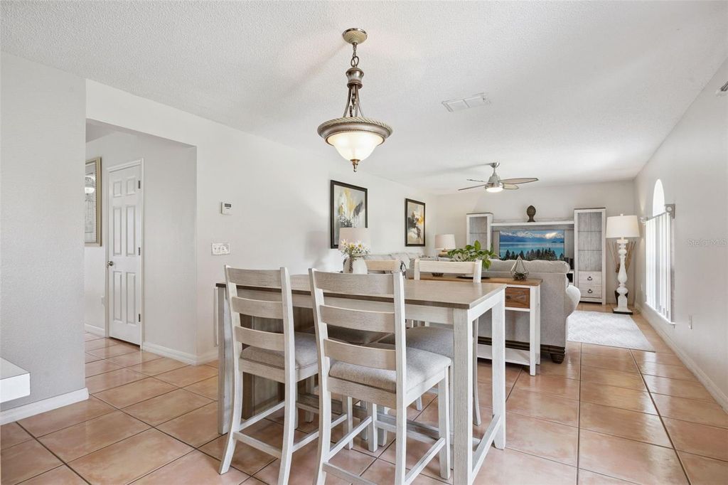 Image 5 of property listing at 670 BROWN BEAR COURT, St Cloud, FL 34772