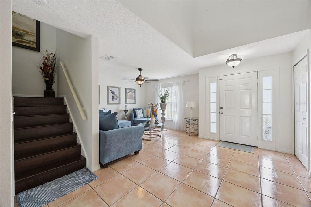 Image 10 of property listing at 670 BROWN BEAR COURT, St Cloud, FL 34772