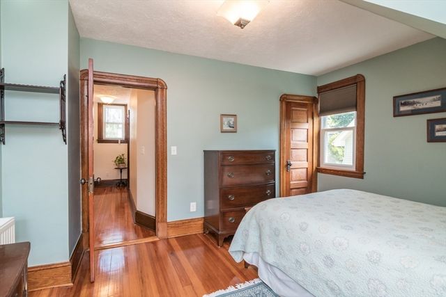 39 Fort Hill Terrace, Northampton, MA 01060