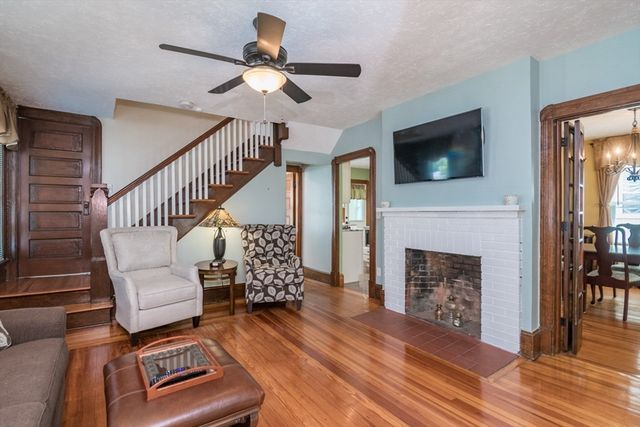 39 Fort Hill Terrace, Northampton, MA 01060