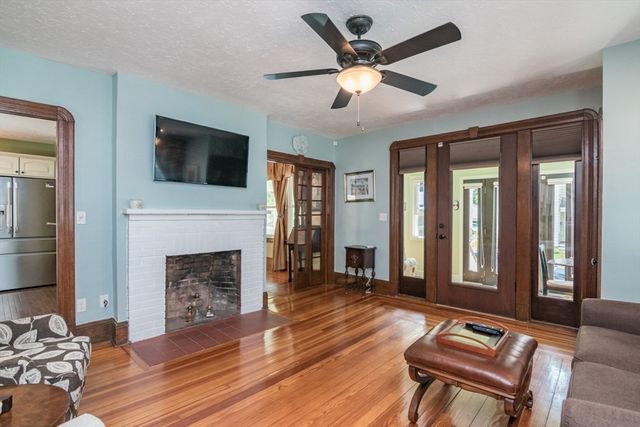 39 Fort Hill Terrace, Northampton, MA 01060