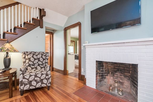 39 Fort Hill Terrace, Northampton, MA 01060