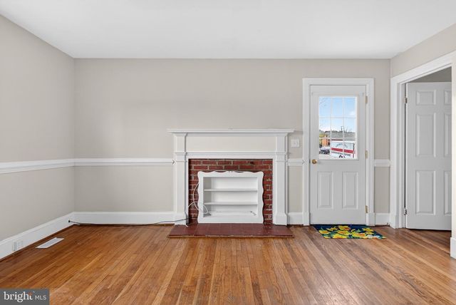 101 LYDE AVE, Louisa, VA 23093