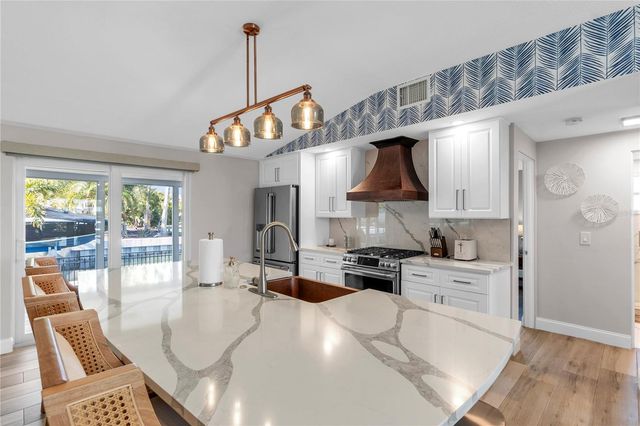 765 SAINT JUDES DRIVE N, Longboat Key, FL 34228
