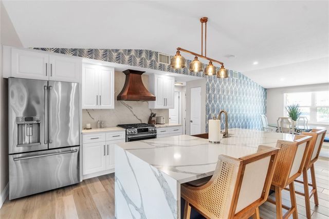 765 SAINT JUDES DRIVE N, Longboat Key, FL 34228