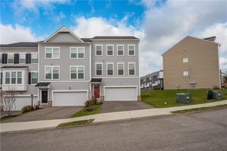 108 Sweetwater Dr, Moon/crescent Twp, PA 15108