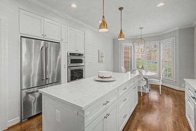 2116 Golf Club Ln, Nashville, TN 37215