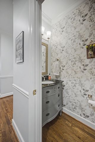 2116 Golf Club Ln, Nashville, TN 37215