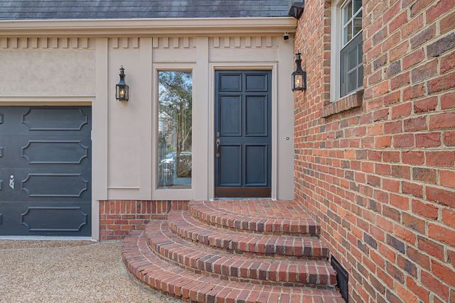 2116 Golf Club Ln, Nashville, TN 37215