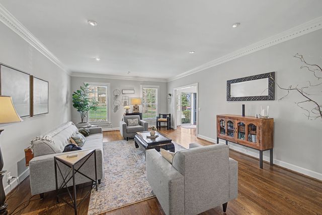 2116 Golf Club Ln, Nashville, TN 37215