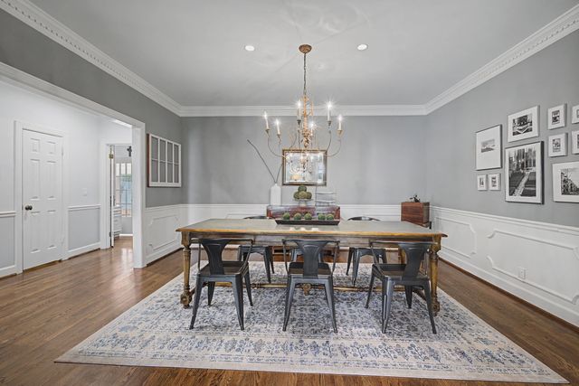 2116 Golf Club Ln, Nashville, TN 37215