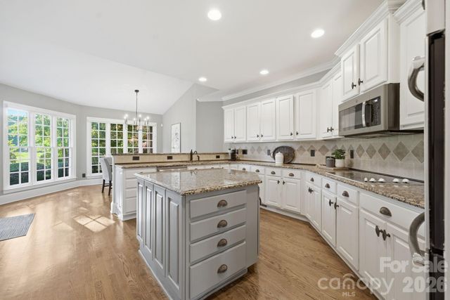 11924 Shoal Creek Court, Charlotte, NC 28277