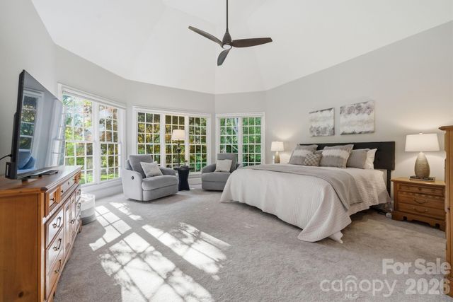 11924 Shoal Creek Court, Charlotte, NC 28277