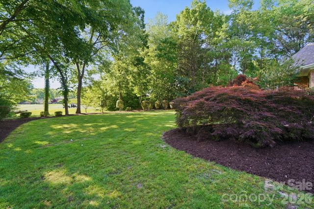11924 Shoal Creek Court, Charlotte, NC 28277