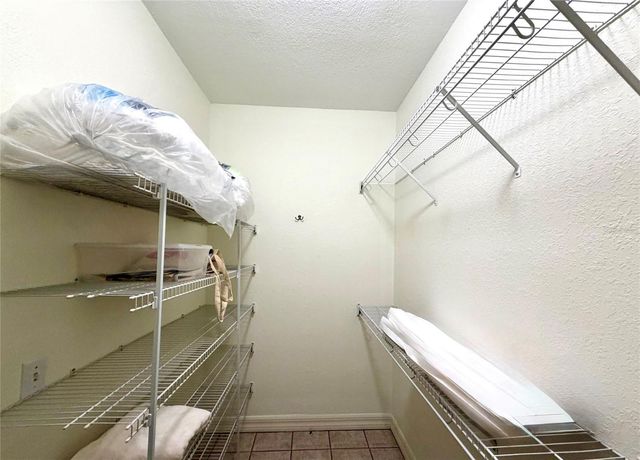 1043 SE COUNTY ROAD 21B, Melrose, FL 32666