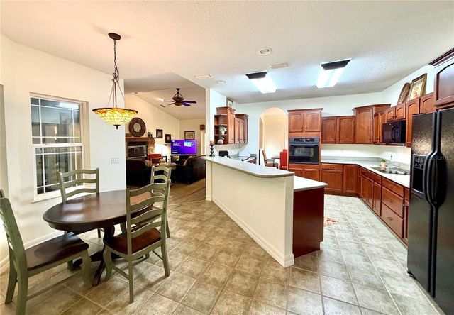 1043 SE COUNTY ROAD 21B, Melrose, FL 32666