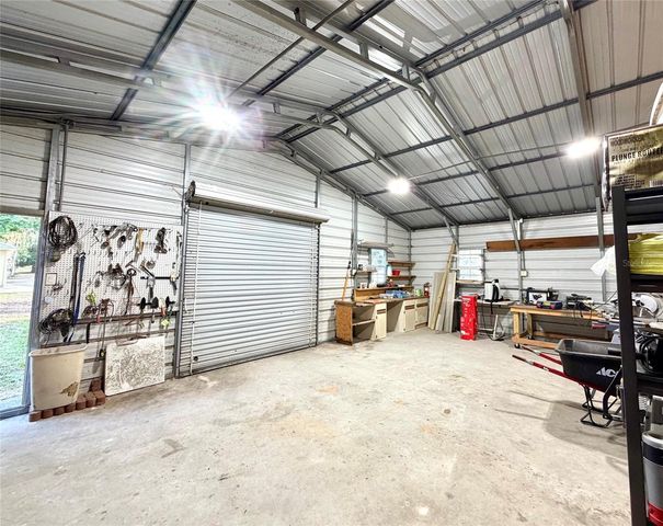 1043 SE COUNTY ROAD 21B, Melrose, FL 32666