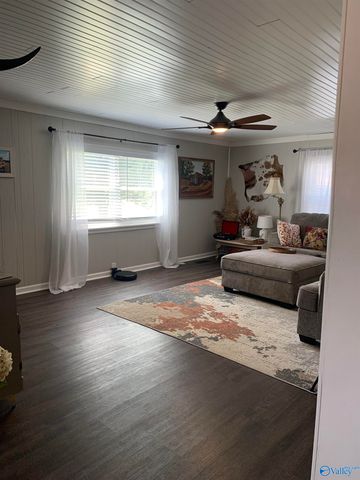 6098 County Road 33, Hollywood, AL 35752