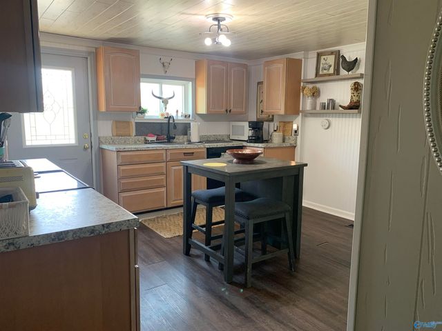 6098 County Road 33, Hollywood, AL 35752