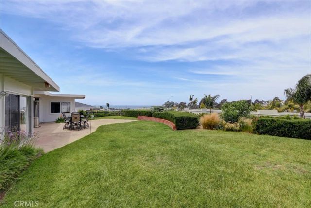1251 Surfline Way, Corona Del Mar, CA 92625