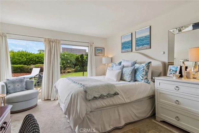1251 Surfline Way, Corona Del Mar, CA 92625