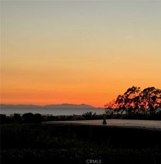 1251 Surfline Way, Corona Del Mar, CA 92625