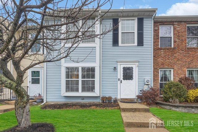 16 Rodio Court, Sayreville, NJ 08872