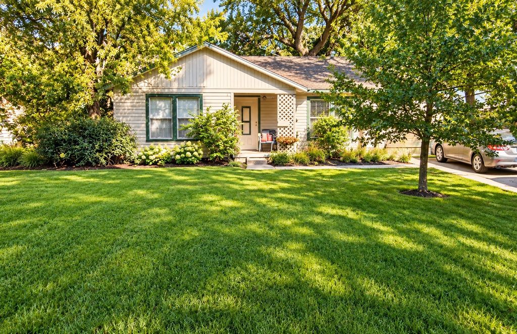 1025 Denton Street, Denton, TX 76201