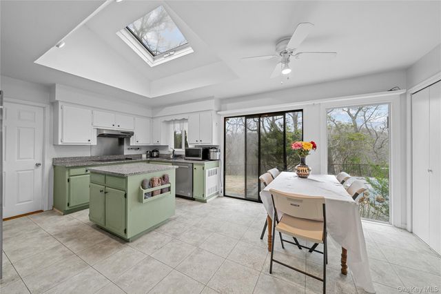 7 Fox Road, East Setauket, NY 11733