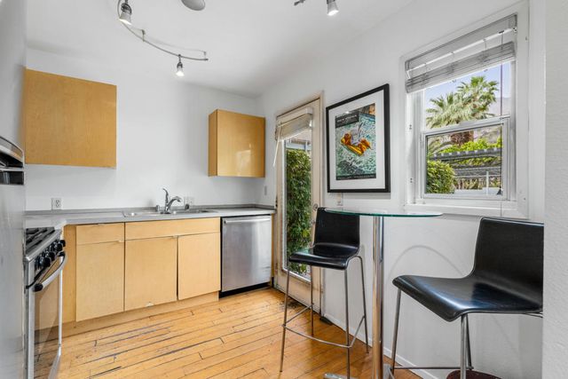 155 W Hermosa Place 3, Palm Springs, CA 92262