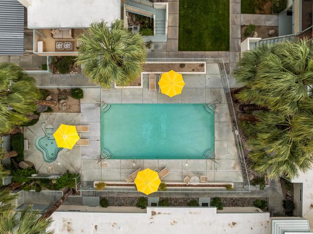 155 W Hermosa Place 3, Palm Springs, CA 92262