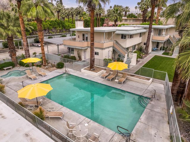 155 W Hermosa Place 3, Palm Springs, CA 92262