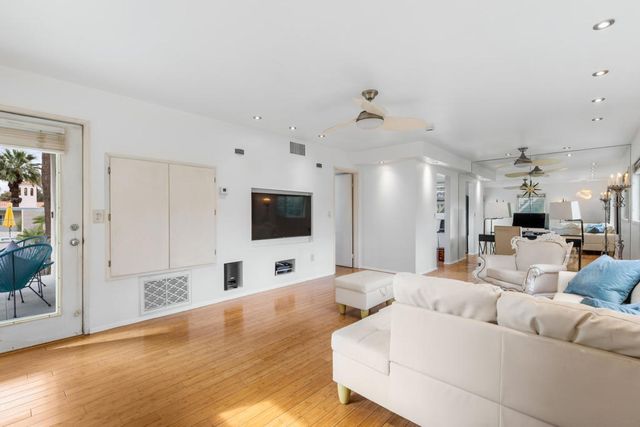 155 W Hermosa Place 3, Palm Springs, CA 92262