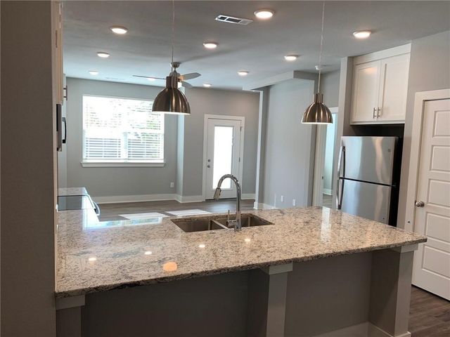 1735 Deane Street, Fayetteville, AR 72704