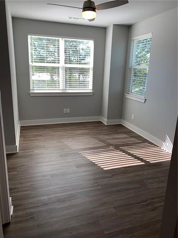 1735 Deane Street, Fayetteville, AR 72704